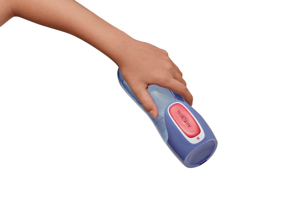 No spill travel mug