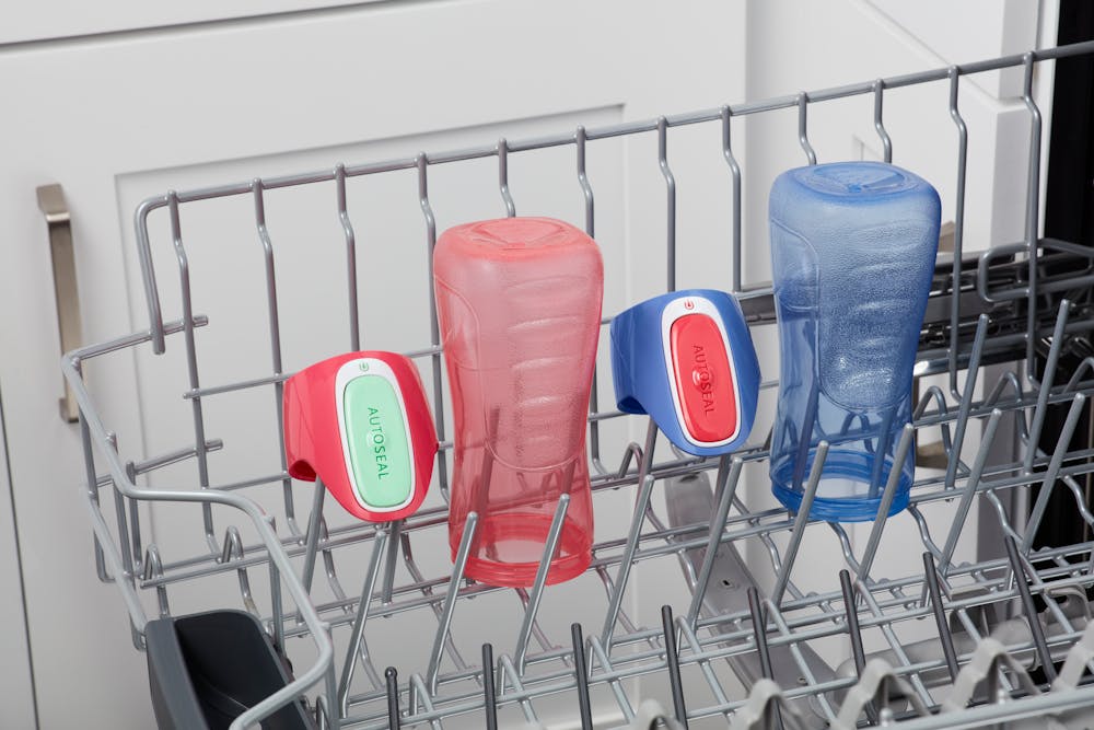 Dishwash safe kids water bottle